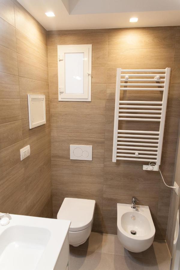 A Casa Di Nonna Lägenhet Bisceglie Exteriör bild