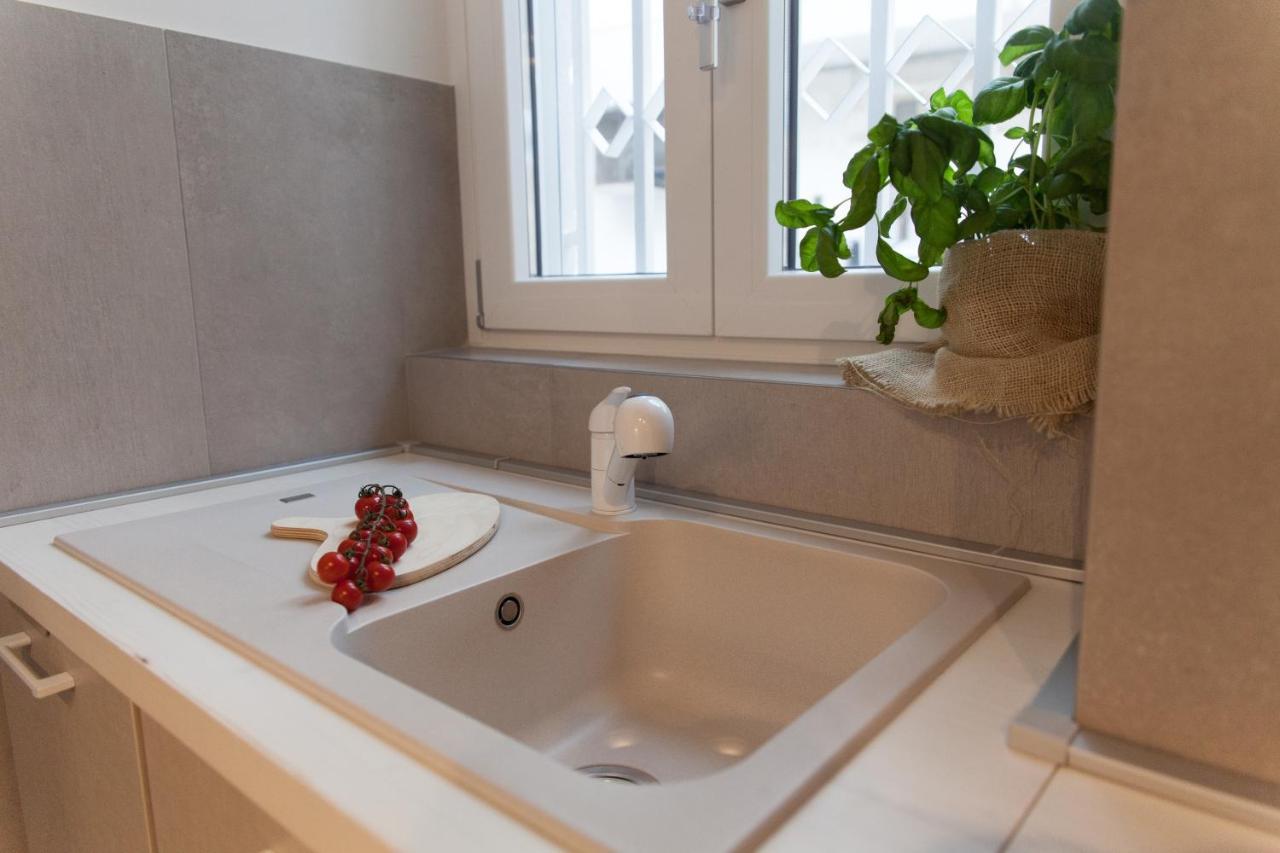 A Casa Di Nonna Lägenhet Bisceglie Exteriör bild